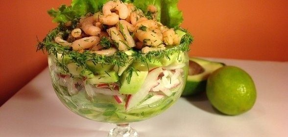 Салат-коктейль с креветками