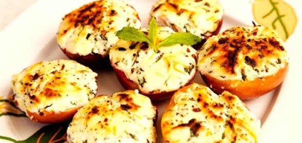 Запеченые нектарины с творогом