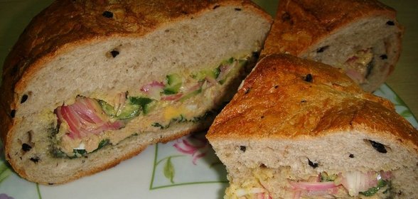 Сэндвич с салатом Ницца