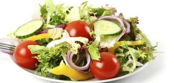 Овощной пикантный салат