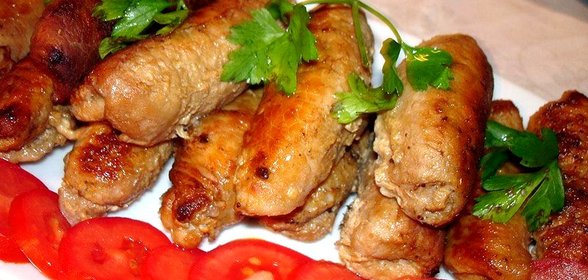 Домашние пальчики из свинины с орехом грибами и изюмом