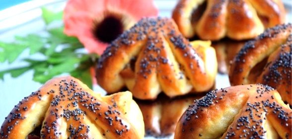 Конвертики с яблоками из творожного теста