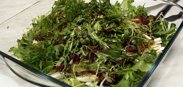 Салат из фризе