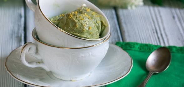 Веганское лимонное мороженое