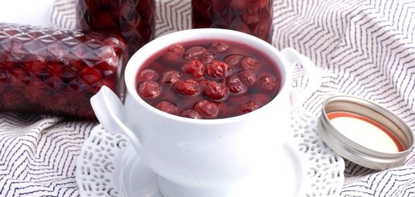 Вишня в сиропе