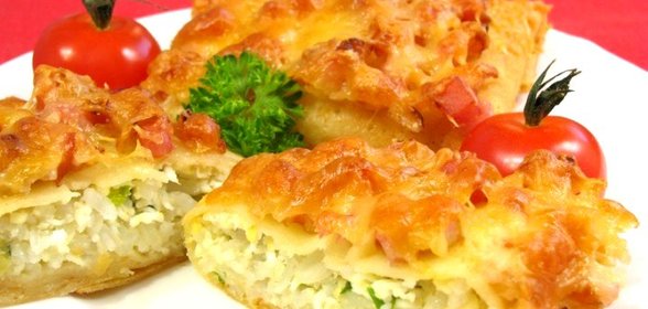 Фаршированные блины, запеченные с ветчиной и сыром