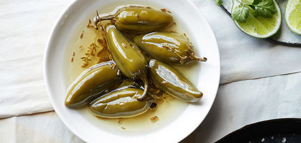 Маринованные перчики халапеньо