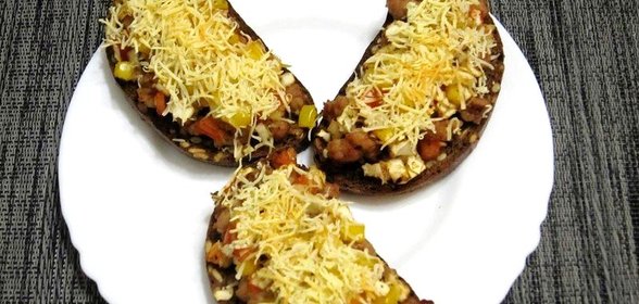 Горячие фитнес-бутерброды с фаршем