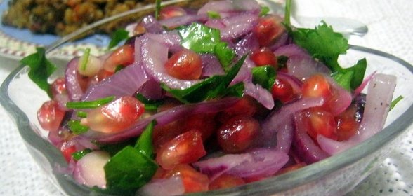 Гранатовый салат к плову