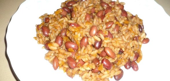 Постный плов с фасолью