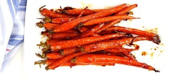 Кисло-сладкая печеная морковь