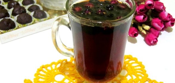 Чай с ежевикой