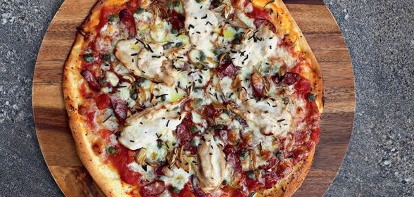 Пицца с цесаркой с ароматом барбекю