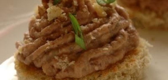 Паштет из фасоли или чечевицы