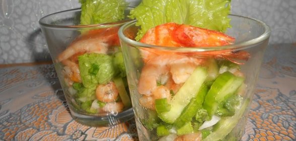Салат-коктейль с креветками