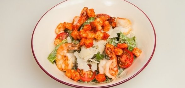 Салат «Цезарь» с креветками