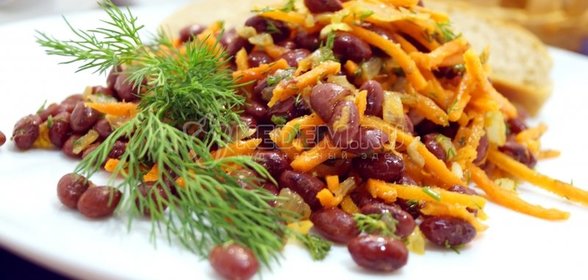 Салат с фасолью