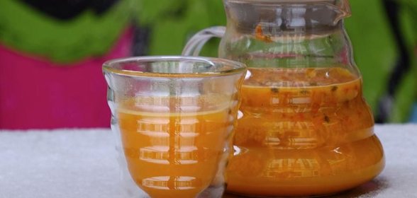 Согревающий напиток с облепихой и имбирем