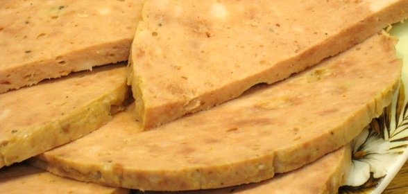 Ветчина домашняя в ветчиннице