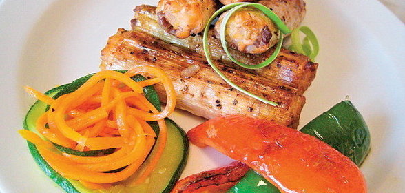 Рулетики из порея с семгой