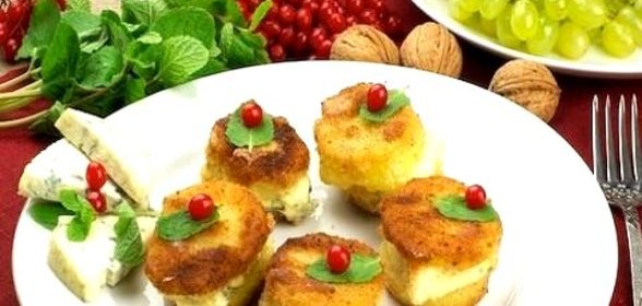 Картофель и сыр с плесенью