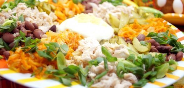 Салат с курицей «Калейдоскоп»