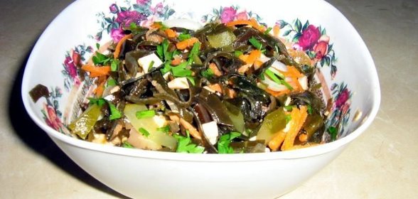 Салат с морской капустой