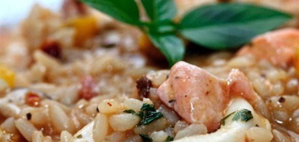 Ризотто с лососем и укропом