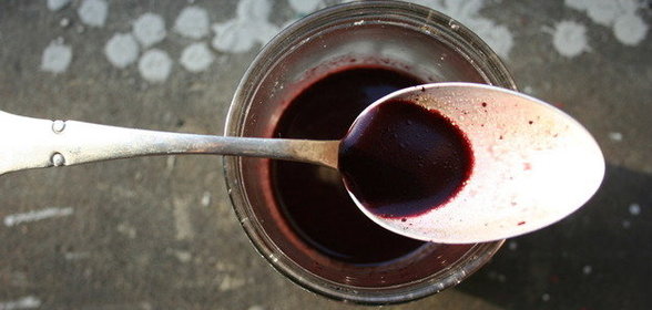 Луковый соус с красным вином