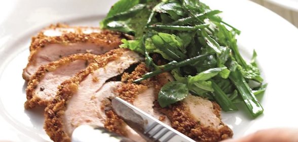 Куриные грудки в хлебных крошках