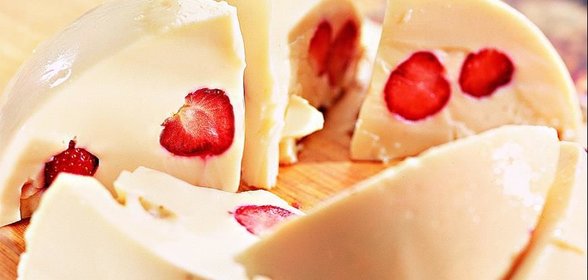 Молочный кисель с клубникой
