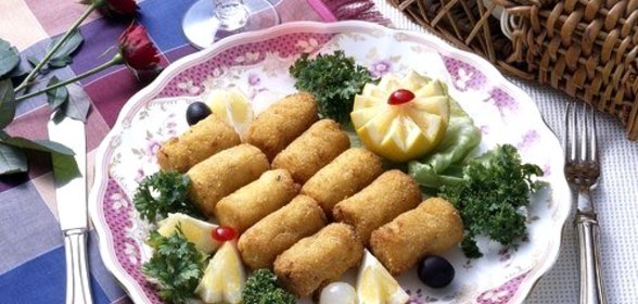 Рисовые крокеты с куриной начинкой