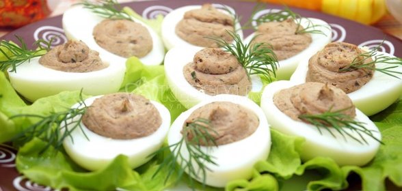Яйца фаршированные печенью