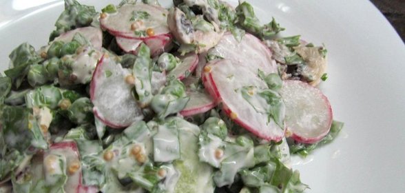 Салат из редиса с горошком