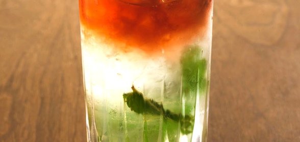 Коктейль «Квинс-парк-свизл» (Queen’s Park Swizzle)