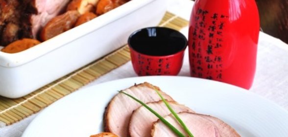 Свинина запеченая с яблоками по-шанхайски