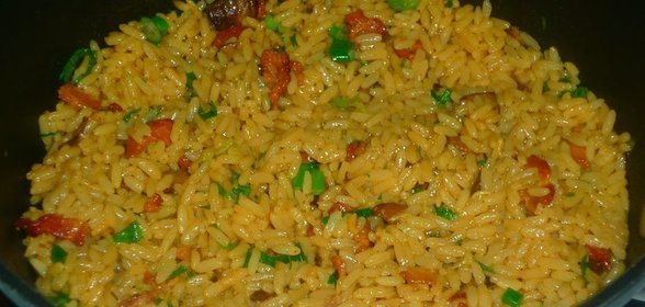 Плов со свининой в кастрюле