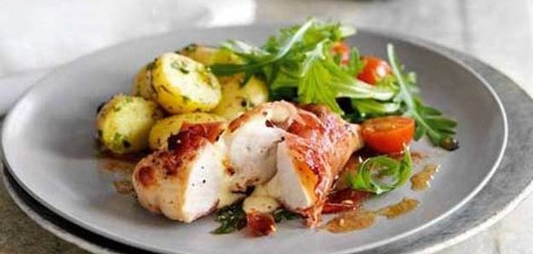 Курица с моцареллой и ветчиной