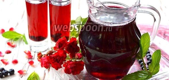 Компот из черники
