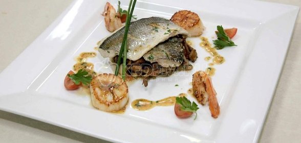 Сладкий перец, фаршированный куриным мясом