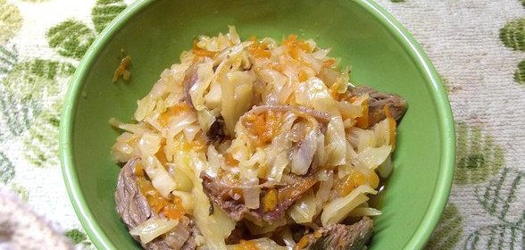 Капуста тушеная с мясом