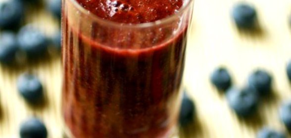 Кулис из черники с белым вином