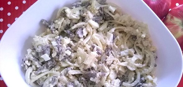 Салат из свиной печени