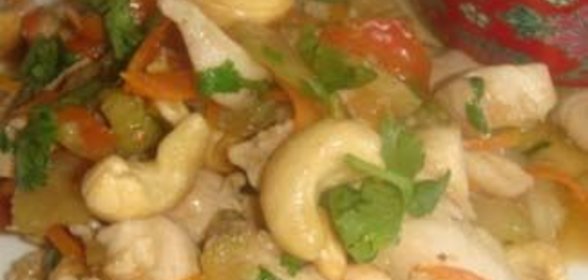 Конкильони с мясом под соусом из шпината (Горячая закуска)
