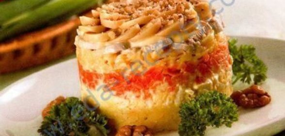 Салат с курицей Изящный