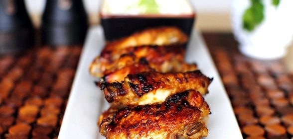 Закуска из куриных крылышек