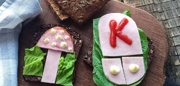 Бутерброды с ветчиной и свежим салатом