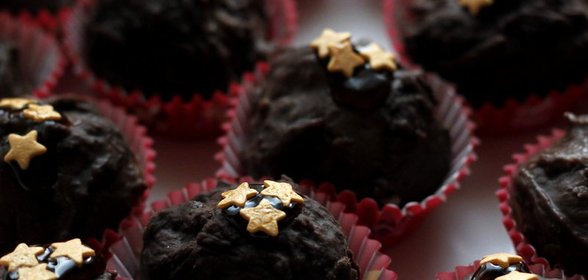 Трюфели в шоколаде с белым крестом