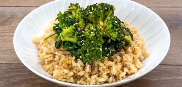 Рис с брокколи по‑китайски