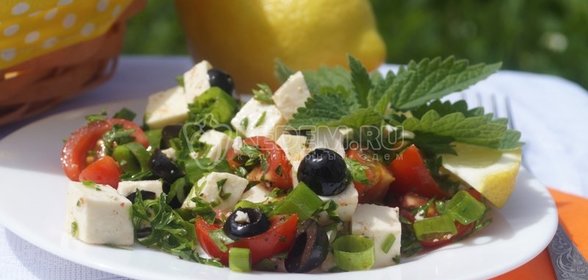 Cалат «Лето» с сыром